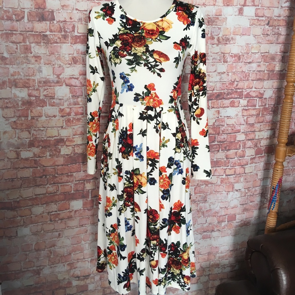 Reborn J Floral Pocketed Jersey Dress